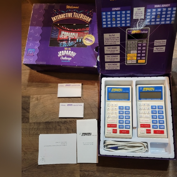 Vintage Interactive Television Electronic Game Jeopardy! Challenge - Tournament - Picture 5 of 8
